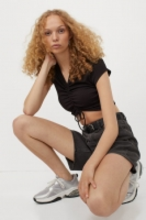 Cropped top 3.00 €