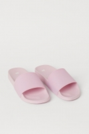 Pool shoes 7.00 €