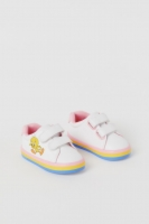 Printed trainers 10.00 €