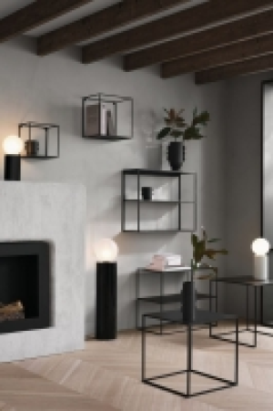 Large metal wall shelf 30.00 €