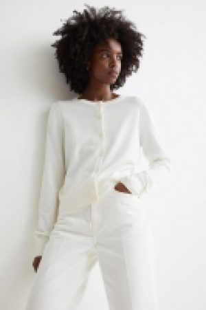 Fine-knit cardigan 5.00 €