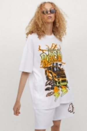 Oversized printed T-shirt 5.00 €