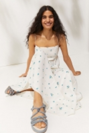 HM  Voluminous maxi dress