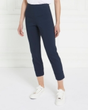 Gallery Stitch Detail Capri 5.00 €