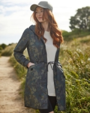 Shower Resistant Coat 10.00 €