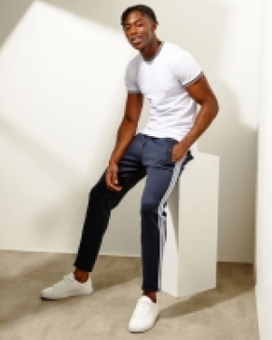 Dunnes Stores  Muscle Fit Ringer T-Shirt