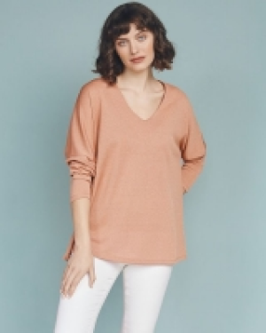 Gallery V-Neck Batwing Top 10.00 €