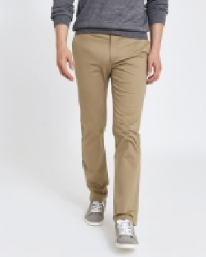 Slim Fit Stretch Chino 7.00 €