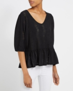 Peplum Broderie Top 5.00 €