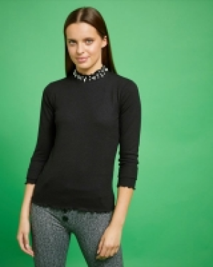 Savida Pearl Neck Ribbed Top 7.00 €