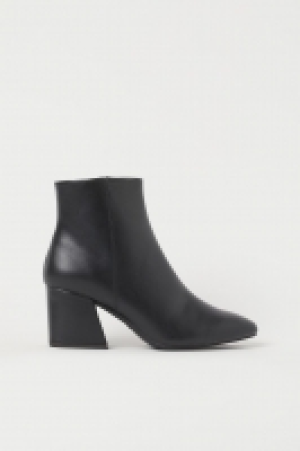 Boots 15.00 €