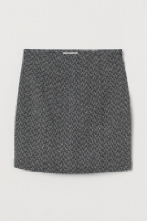 Short skirt 13.00 €