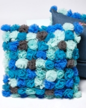 Joanne Hynes All Of The Roses Romance Cushion-Bag (With Remo
