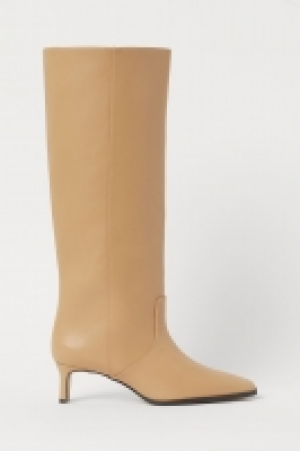Boots 33.00 €