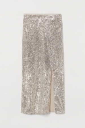 HM  Slit-front sequined skirt