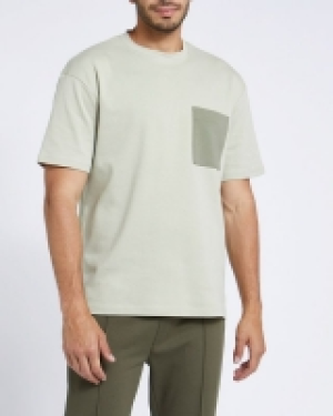 Relaxed Pocket Tee