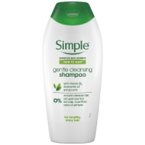 Simple Kind to Hair Shampoo 4.68 €