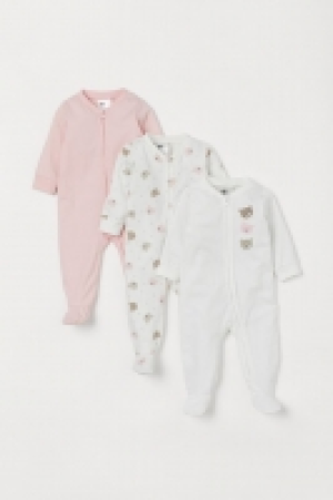 3-pack zip-up pyjamas 16.00 €