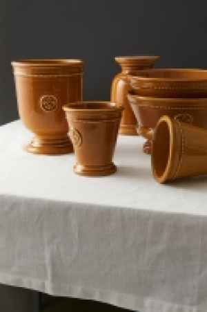 Small terracotta plant pot 7.00 €