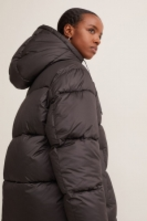 Hooded puffer jacket 23.00 €