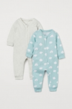 2-pack zip-up pyjamas 10.00 €