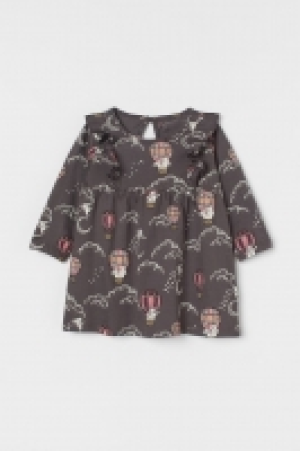 Patterned flounced dress 3.00 €