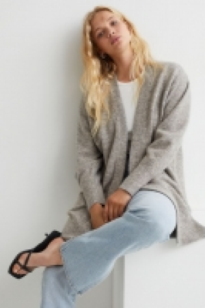Long cardigan 10.00 €