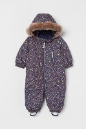 Water-repellent all-in-1 suit 23.00 €