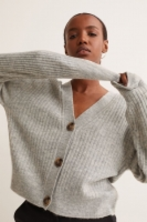 Rib-knit cardigan 13.00 €