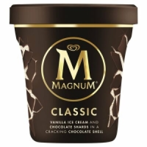 Magnum Classic Vanilla Ice Cream With Chocolate Pieces 440ml 4.00 €