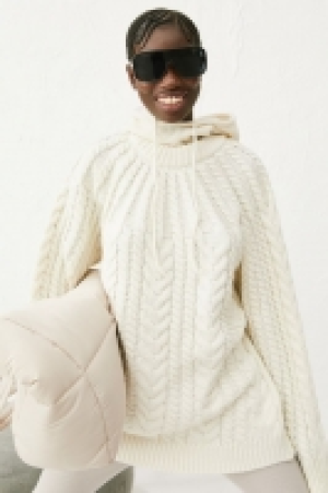 Cable-knit jumper 25.00 €