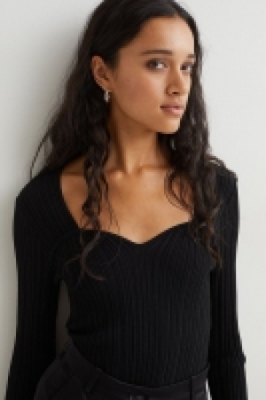 Rib-knit top 18.00 €