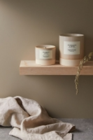 HM  Scented candle in a holder