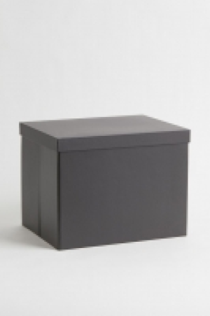 Large lidded storage box 9.00 €