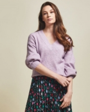 V-Neck Rib Jumper