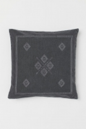 Embroidered cushion cover 10.00 €