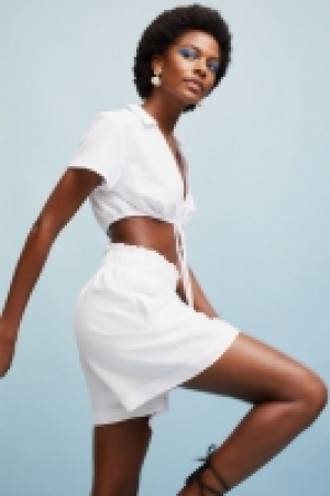 Linen-blend pull-on shorts 10.00 €