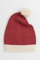 HM  Knitted Santa hat