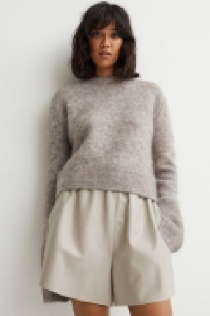 HM  Mohair-blend jumper