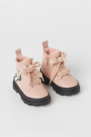 Warm-lined boots 11.00 €