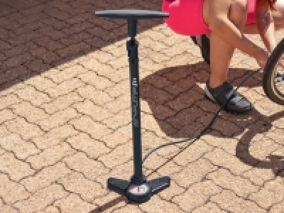 Floor Pump 12.99 €