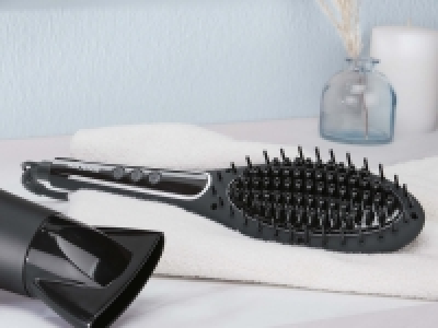 Hair Straightening Brush 9.99 €