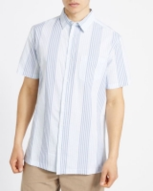 Short-Sleeved Seersucker Stripe Shirt 5.00 €