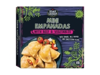 Mini Empanadas With Beef < Vegetables 3.49 €