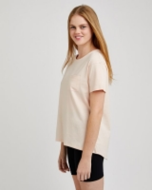 Relaxed Round Neck Pocket Tee