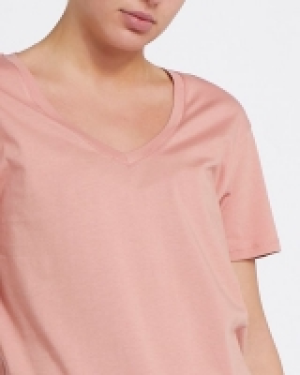 Relaxed V-Neck Tee 3.00 €