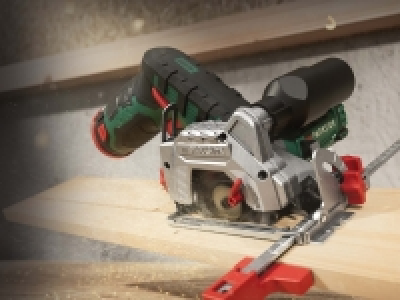 12V Cordless Circular Saw 29.99 €