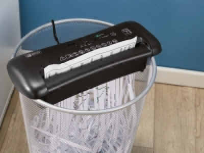 Document Shredder 9.99 €
