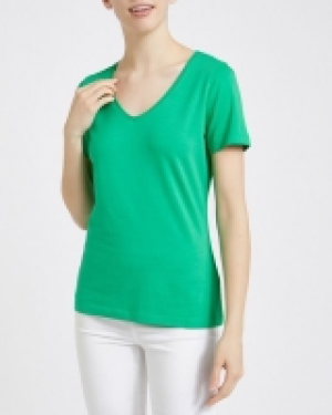 Stretch V-Neck T-Shirt 2.00 €