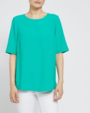 Round Neck Woven Top 5.00 €